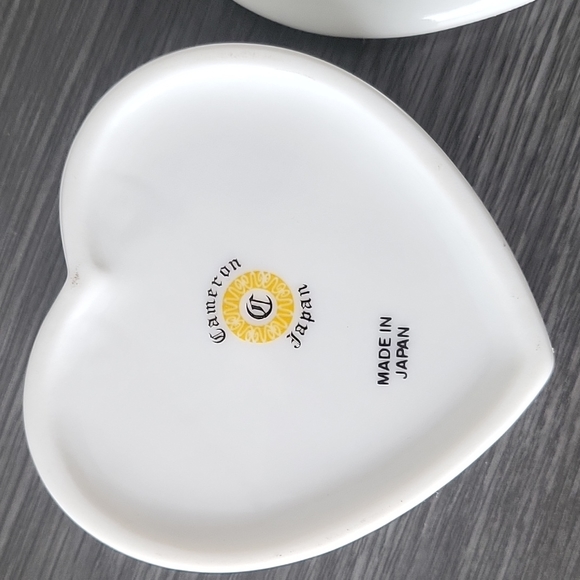 Heart shaped box - Picture 3 of 4